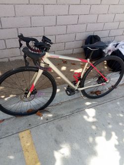 Cannondale Synapse Carbon  Road Bike