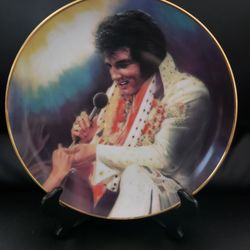 Elvis Remembered Plate"Loving You" #19667/New 