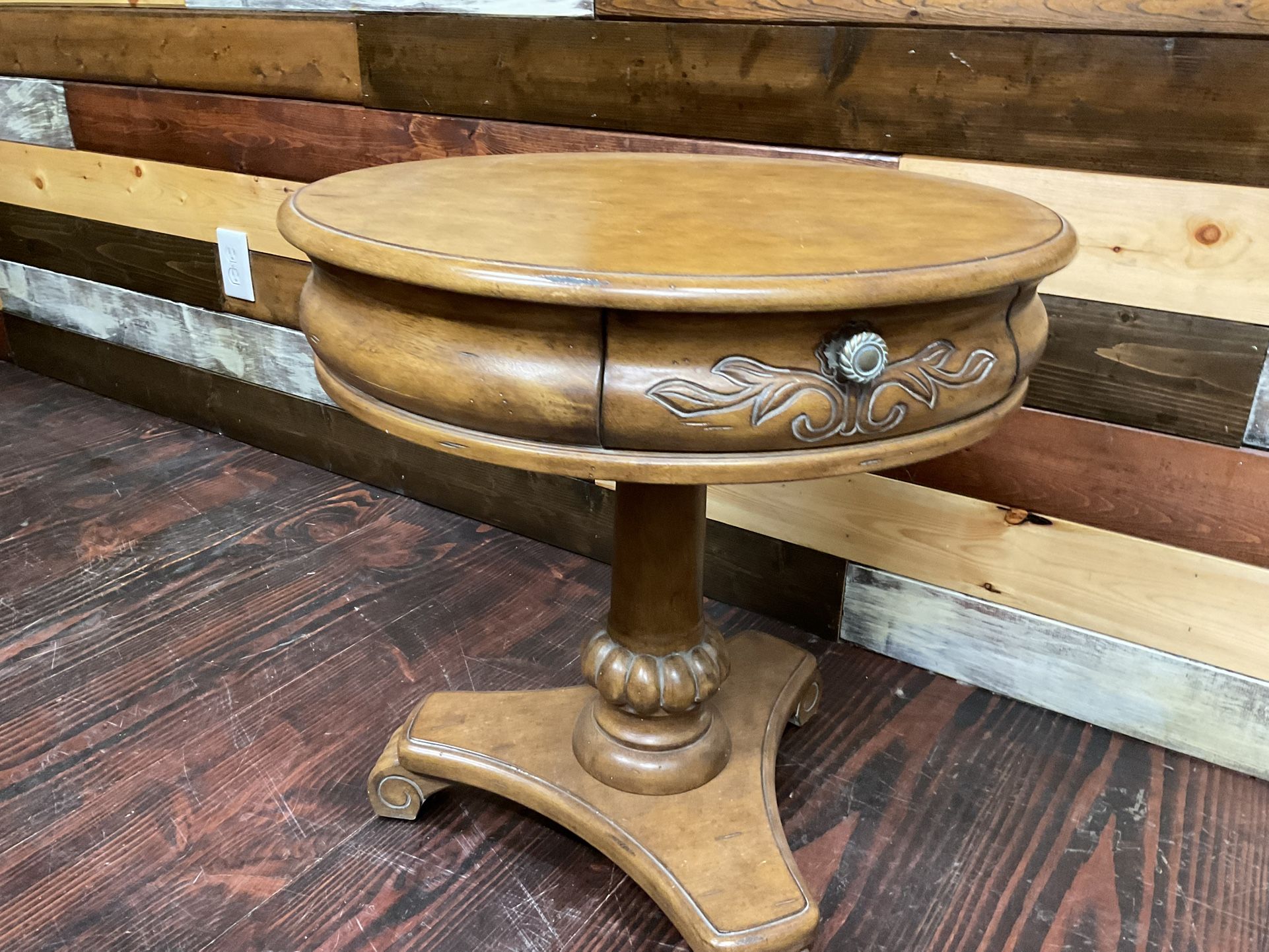 Round Solid Wood Accent Table With 3 Drawers