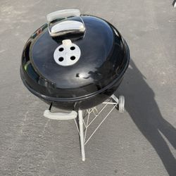 Weber 22 Inch Charcoal Grill