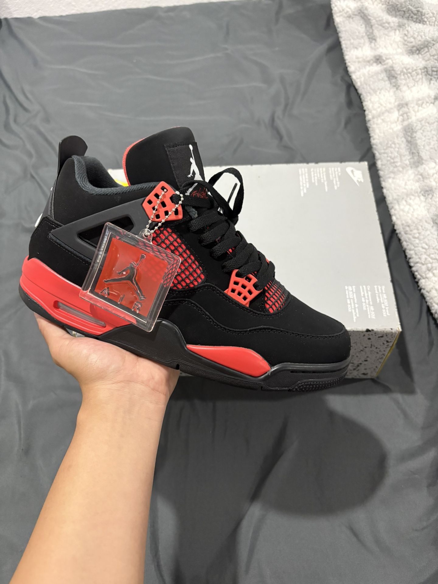 jordan 4 red thunder