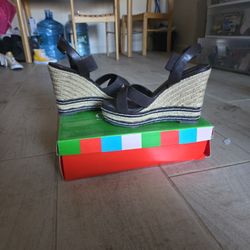 Brown Wedges