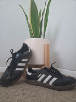 Kids Samba black shoes size 3