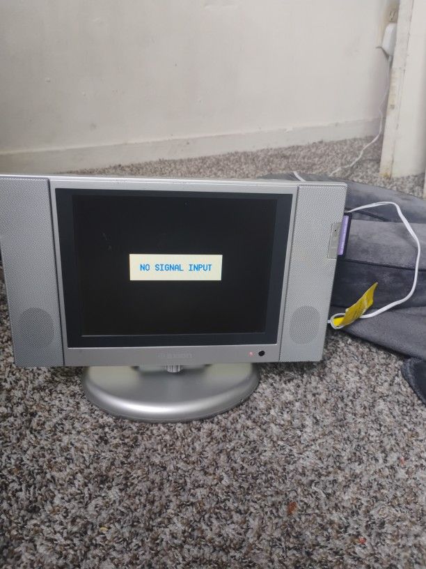 8" LCD TV With Card Reader
