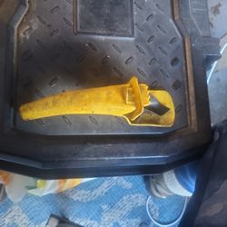 Vintage Oil Can Spout 