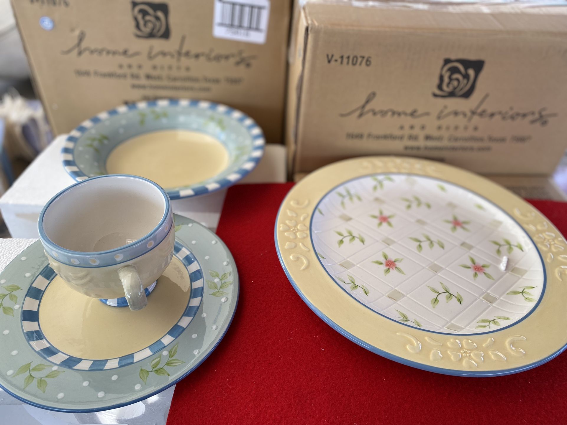 Home Interiors Vajilla De 16 Piezas 80 Nuevo En Caja 