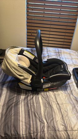 Graco Infant Carseat