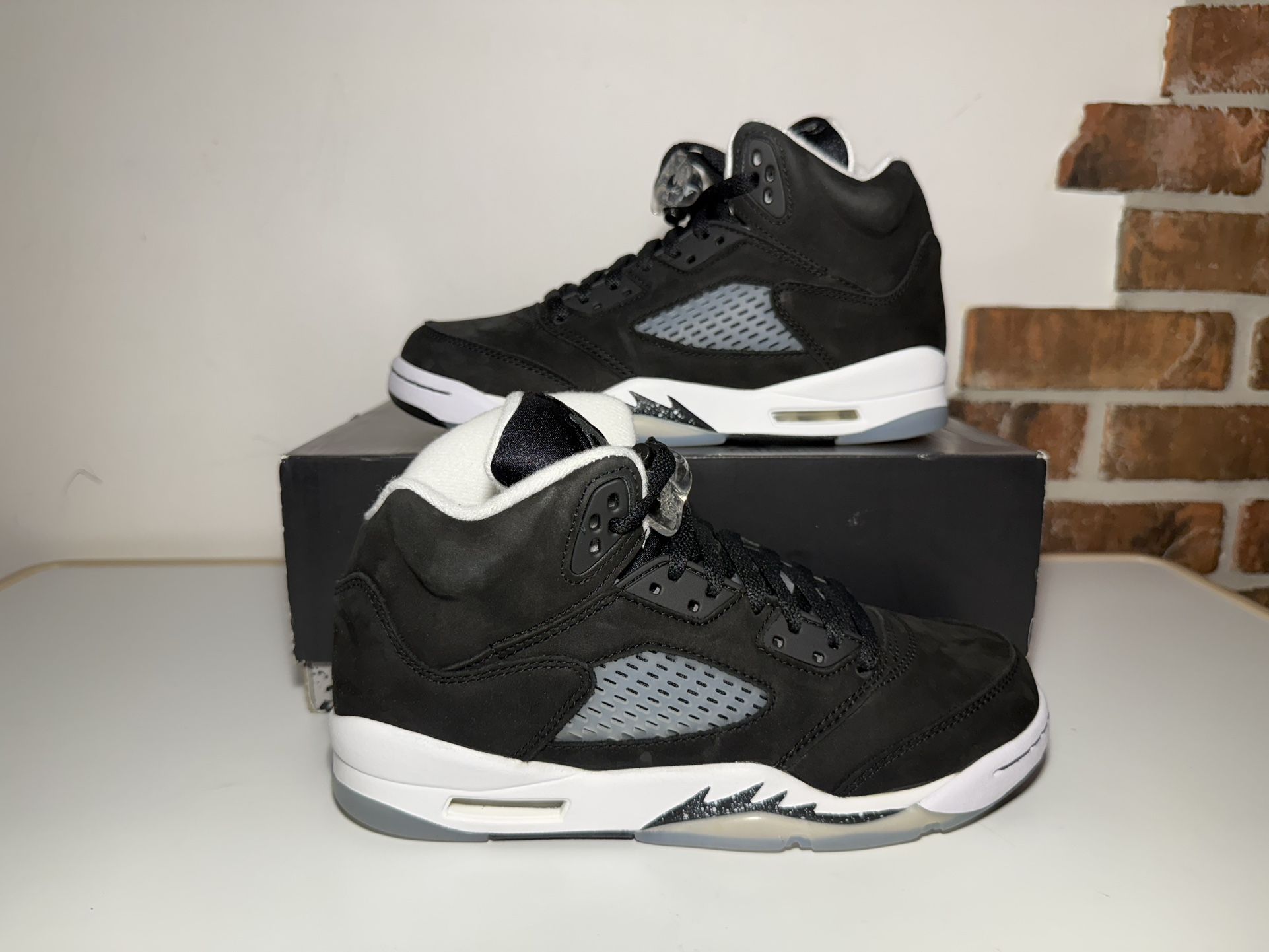Air Jordan 5 Moonlight Size 6.5Y