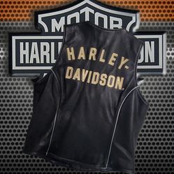 Harley Davidson 100 Year Ann Black Leather Biker Vest Womens Size XS HD X Small 