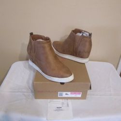 Women's Brown Short Ankle Boots