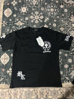 Men’s black shirt