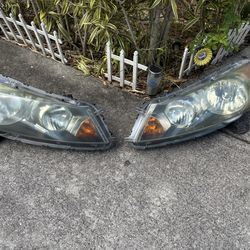 Honda Accord 2008-2012 L/R Headlights