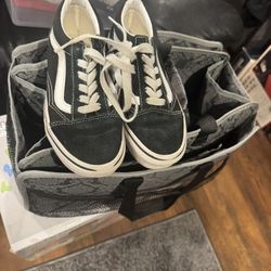 Kids vans size 2 