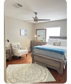 Bedroom set