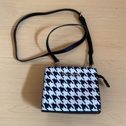 Michael Kors Crossbody Bag