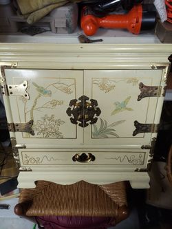 Japanese/Chinese White Lacquered Jewelry Box
