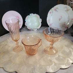 Pink Glass Lot 3 Pieces