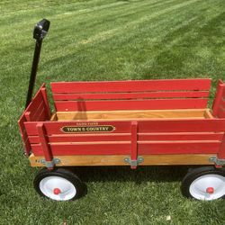 Radio Radio Town & Country Wagon