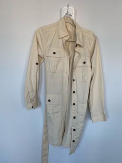 Women’s medium trench coat