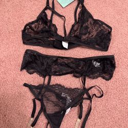 New Small Lace Lingerie Set Bra