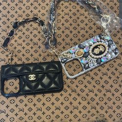 2 iPhone 14 Pro Phone Cases 