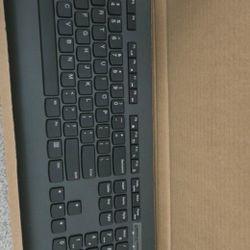 Lenova Wireless Keyboard + Mouse