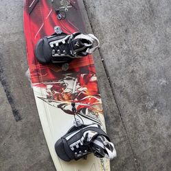 O’Brien 137cm Wakeboard w/ Bindings – Ready to Ride