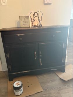 Credenza / Small Cabinet