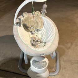 Graco Baby Swing