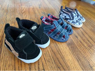 Baby boy shoes 3 pairs infant size 1 and 2