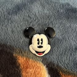 Mickey Mouse Disney Pin