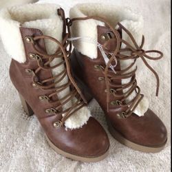 Women’s Boots 🌸