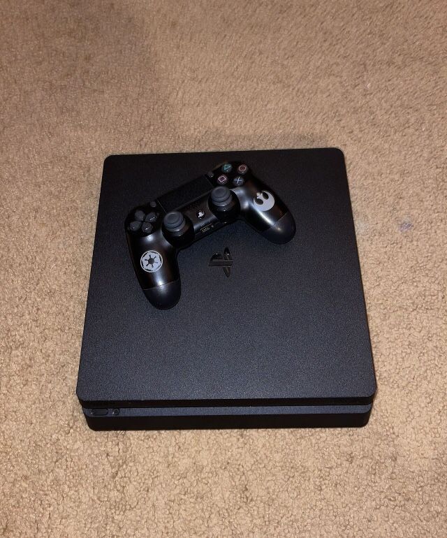 PS4 Slim