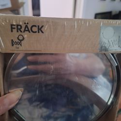 Wall mount retractable mirror