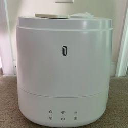 TaoTronics Ultrasonic Humidifier 6L. Warm and Cool Mist, Top Fill, Customized Humidity, Remote Control, Sleep Mode, LED Display, Whisper Quiet.