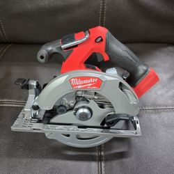 Milwaukee M18 FUEL 6-1/2 in. Circular Saw (Tool-Only