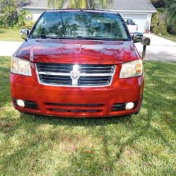 2008 Dodge Caravan The Car Is In West Palm Beach 