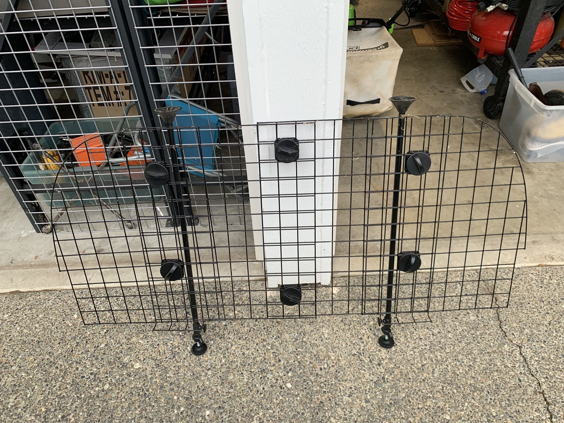 Dog/animal Adjustable Car Barrier. All Parts Included!