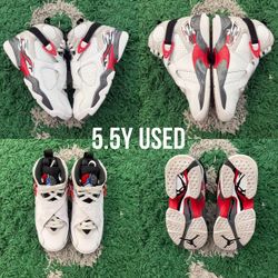 AJ8 retro ‘Bugs Bunny 2025’ size 5.5Y
