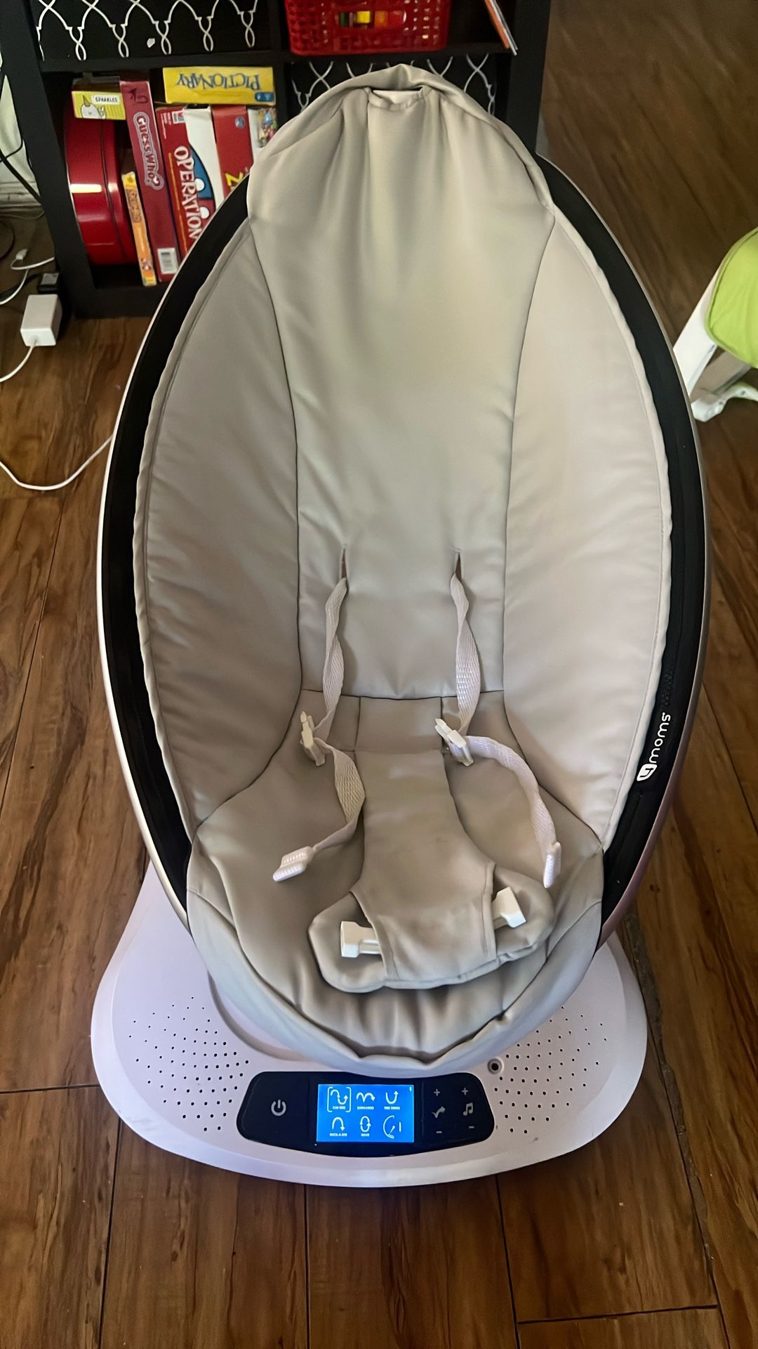 4moms mamaroo rocker/swing