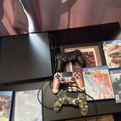 PlayStation 4 PS4 Slim 