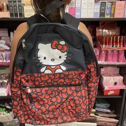 Hello Kitty Backpack 🎒 
