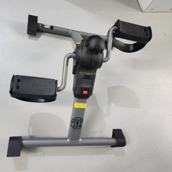 Gold Gym Stationary Exercise Bike