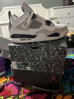 Jordan 4