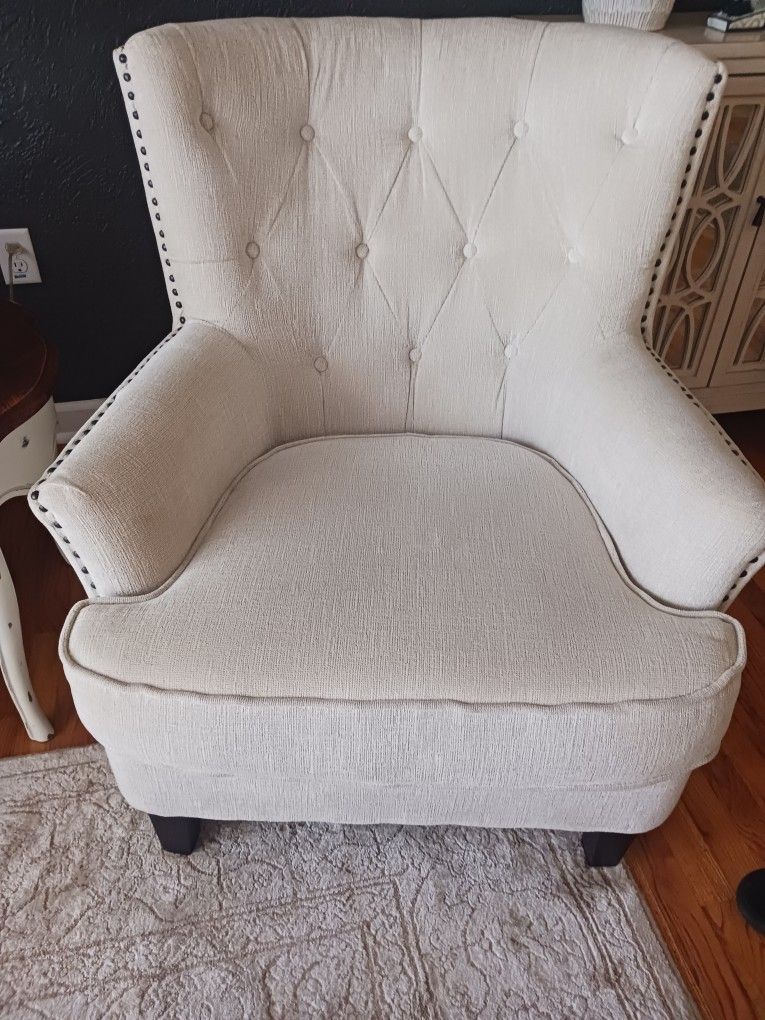 Accent Chairs