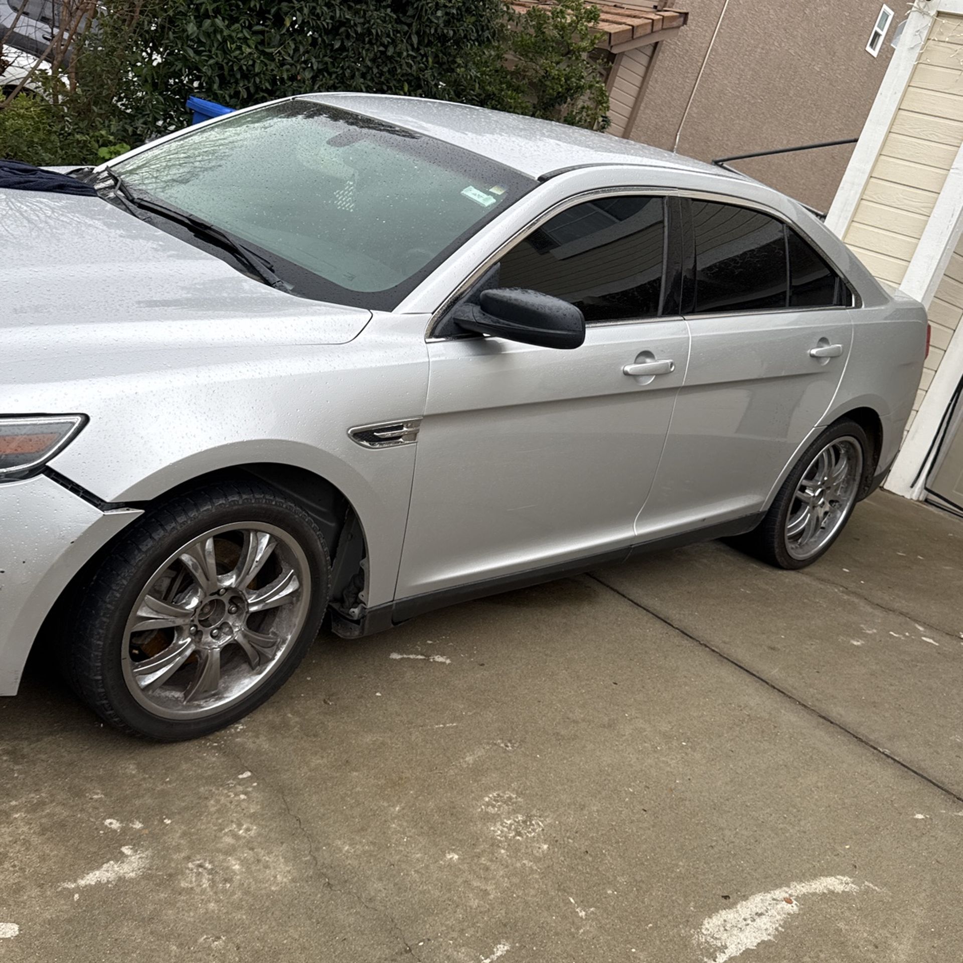 2015 Ford Taurus