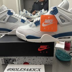 Air Jordan 4 “Military Blue” Size 12