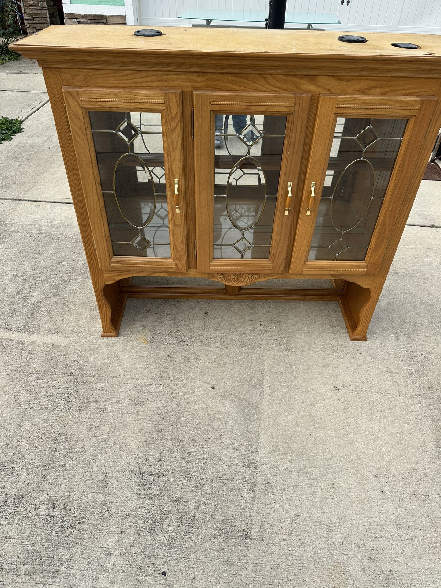 3 Doors Glass Cabinet