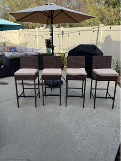 4 New Barstools with Cushions