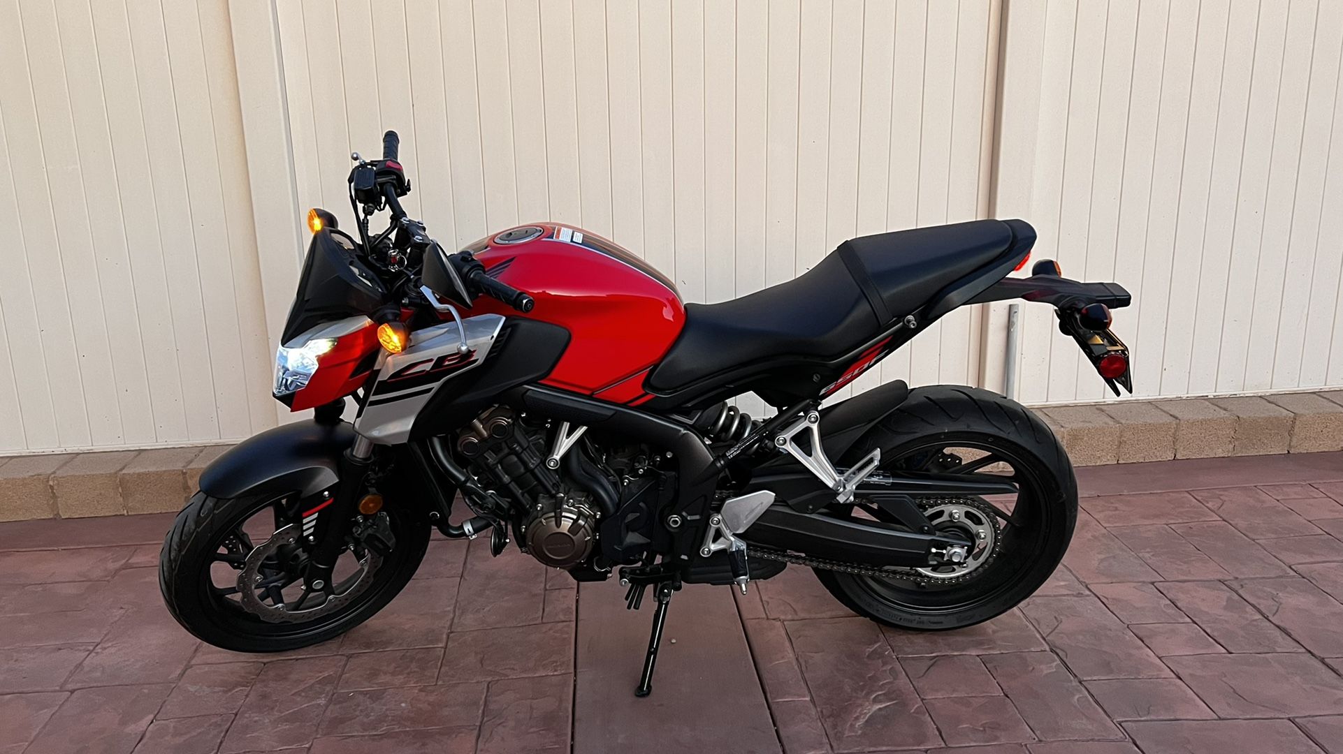 2018 Honda CB650F